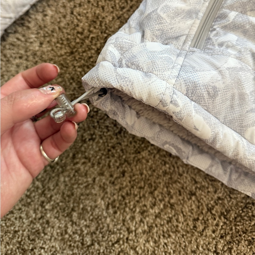 New Balance Jacket - Picture 6 of 12